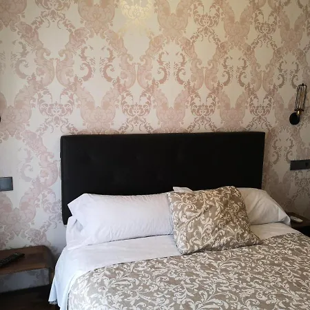 Juan Bravo Pensionat 3*