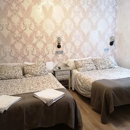 Πανσιόν Juan Bravo 4*