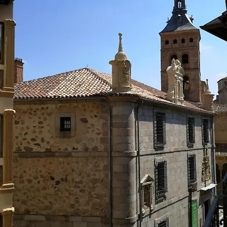 Juan Bravo Pensjonat Segowia