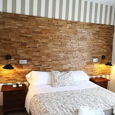 Juan Bravo 3* セゴビア